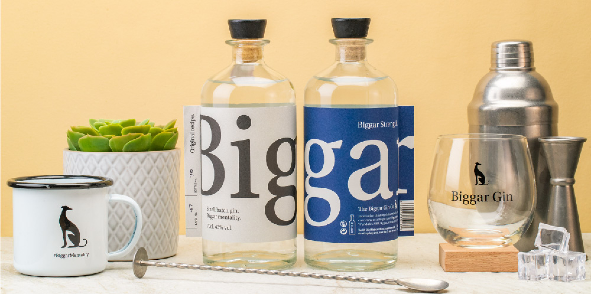 images of Biggar Gin orignal and biggar strength 70cl bottles