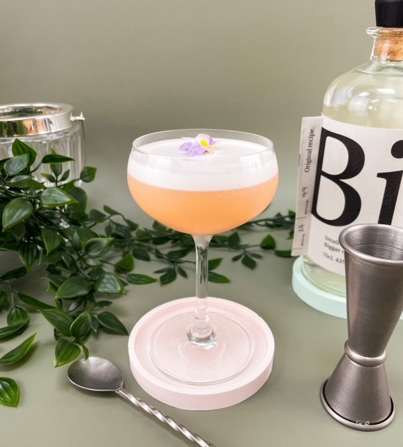 Biggar Gin Pink Greyhound Sour